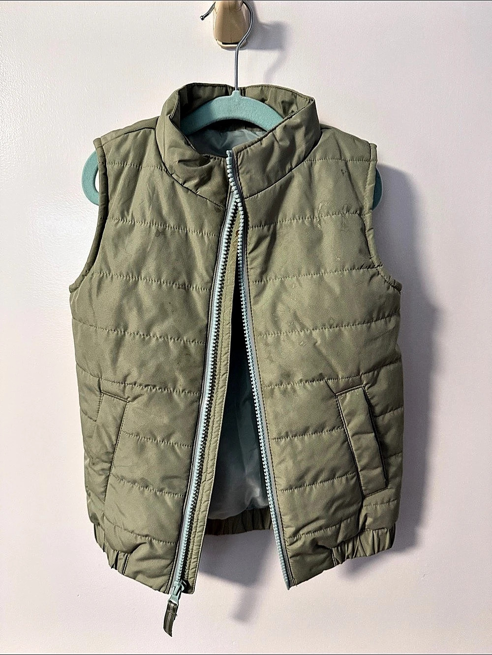 Cat & Jack Explorer Quilted Puffer Vest in light Green 4T